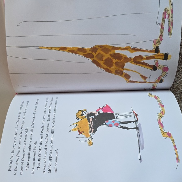 Children's Book Young Charlotte Filmmaker And Mitford At The Fashion Zoo - Picture 11 of 12